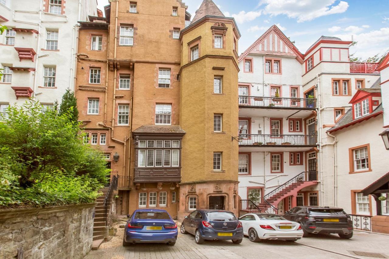 Luxury 3-Bedroom Apartment With Stunning Views At Ramsay Garden Edinburgh Exterior foto